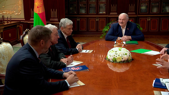 Лукашенко – спецпосланнику США: если мудрить, хитрить друг перед другом, мы результата не добьёмся