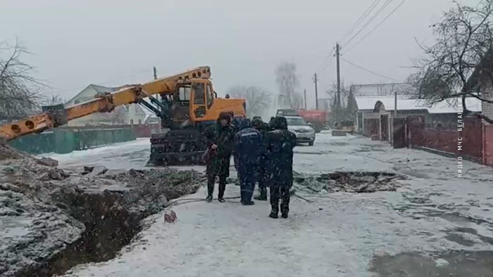 В Осиповичах ликвидировали аварию на трубопроводе