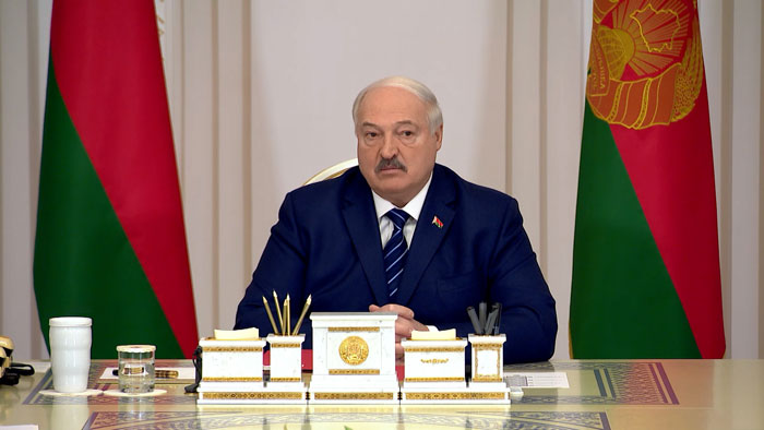 Лукашенко – чиновникам: не ищите каких-то путей удержаться на должности!