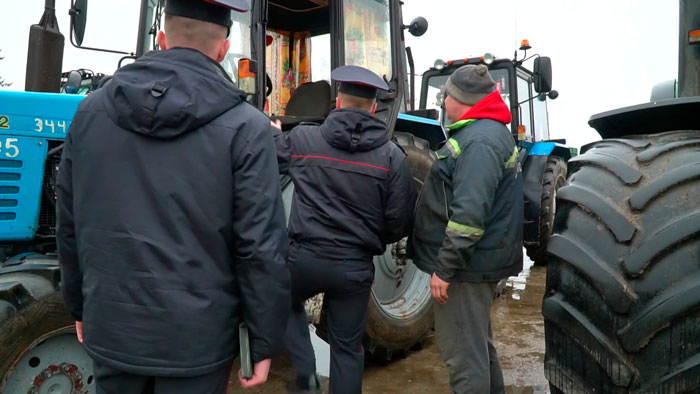 Милиция отслеживает ход посевной – побывали в рейде с инспекторами