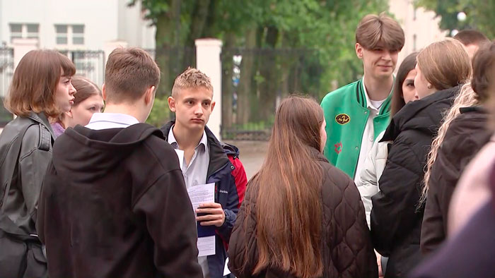 Уменьшенный стресс и положительная обратная связь – в Беларуси продолжается вступительная кампания