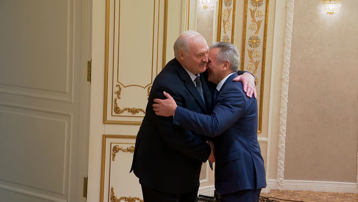 Не верю, что у нас нет нефти! Лукашенко попросил губернатора Тюменской области дать экспертную оценку