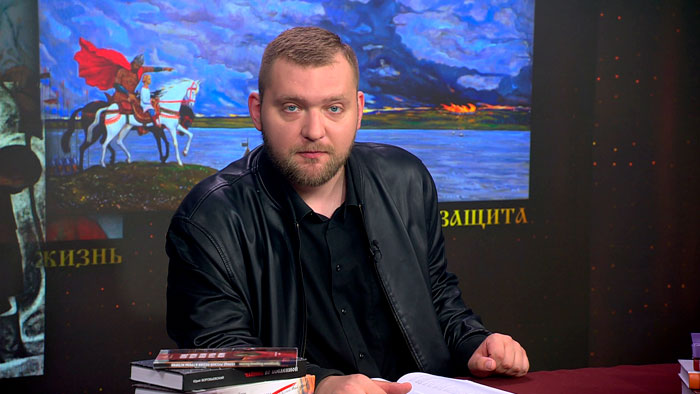 Азарёнок: в 90-е вся система была против Лукашенко, а он выстоял и победил