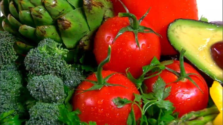 Какие продукты должны быть в рационе питания ребенка летом – объяснила врач-педиатр