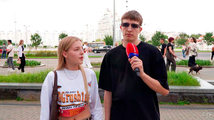 Прогулялись по улицам Минска и узнали, какая одежда в тренде у молодёжи-1