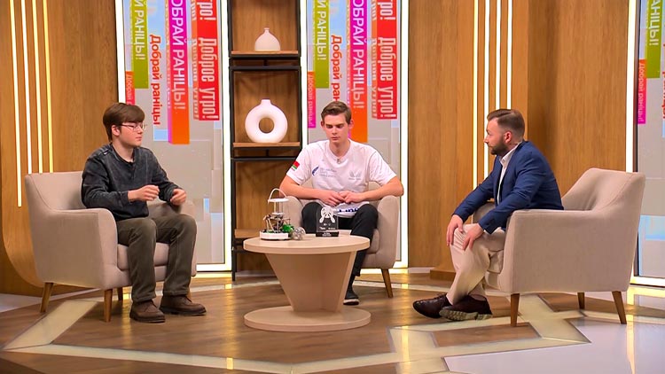 Робот-футболист – рассказываем, как студенты БГУ завоевали первое место на чемпионате по робототехнике в Абу-Даби