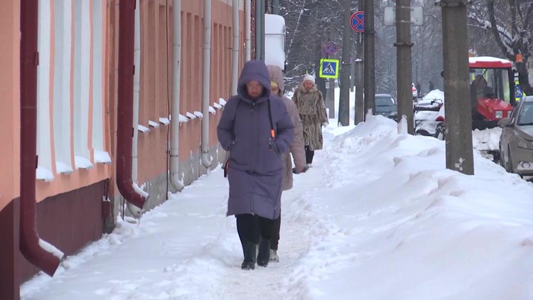 Число обращений выросло больше чем в два раза – о гололёдных травмах поговорили с врачом