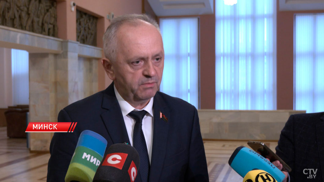 Бюджет, налоги, бизнес и нотариат – депутаты рассмотрели ряд законопроектов на 2026 год-4