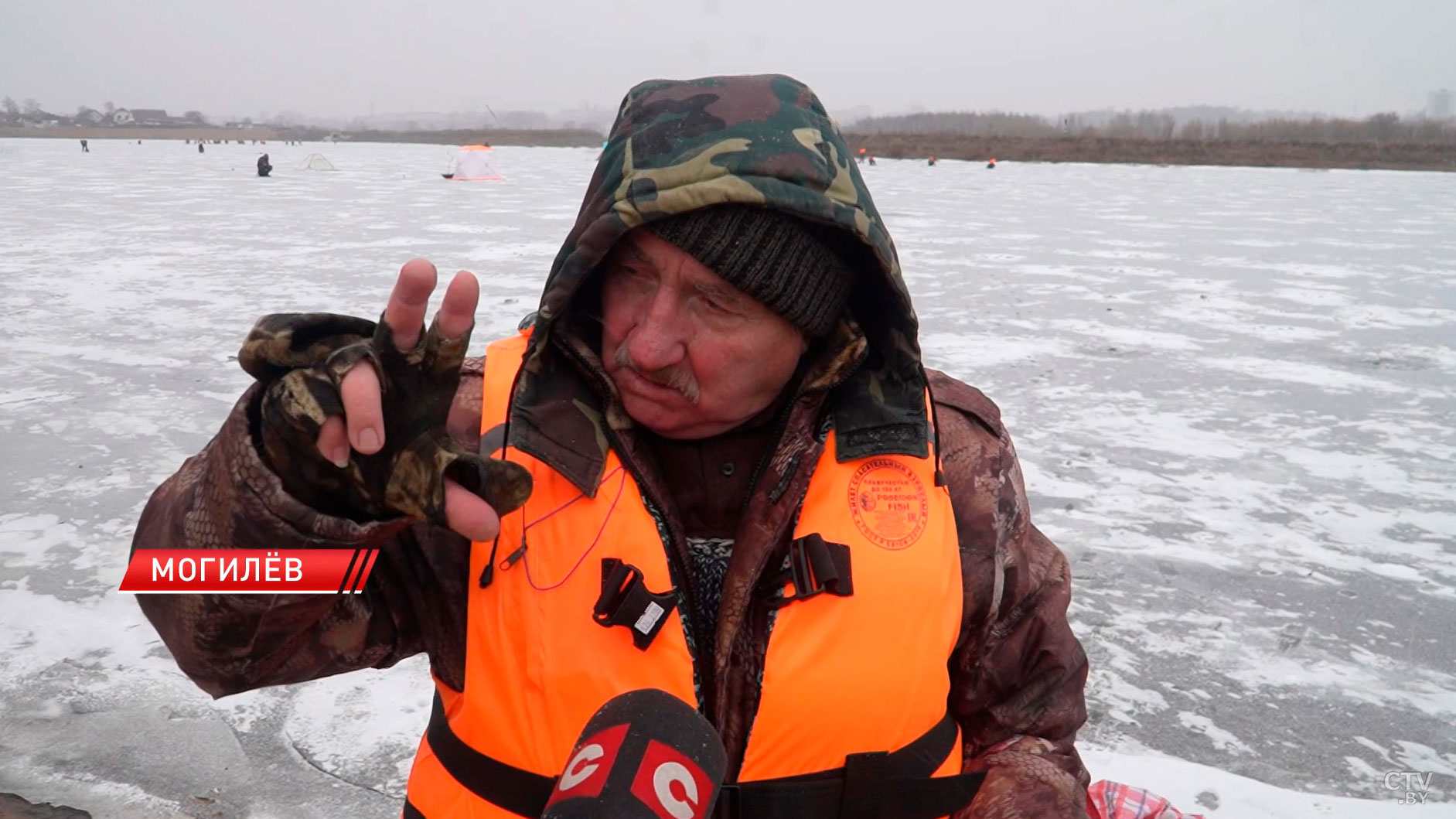 В Могилёве спасатели контролируют обстановку на льду с помощью квадрокоптера-4