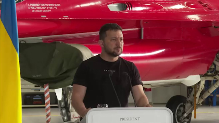 Зеленский впервые с начала СВО посетил Венгрию Зеленский впервые с начала СВО посетил Венгрию