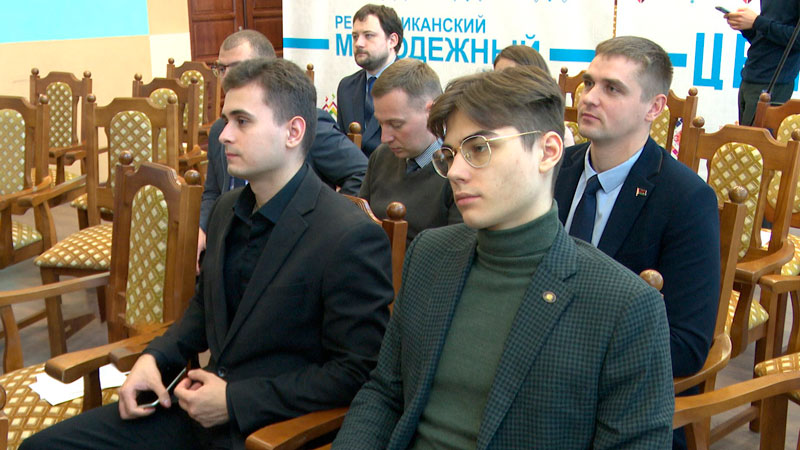 «Неслучайная встреча» – вопросы реализации молодёжной политики обсудили в Минске
