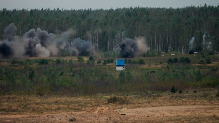 Американские военные атташе на учениях «Запад-2025» – что показали наблюдателям? Американские военные атташе на учениях «Запад-2025» – что показали наблюдателям?