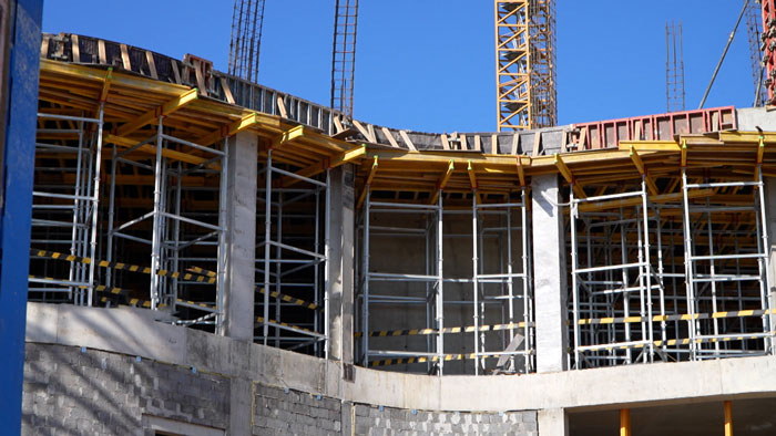 Председатель Мингорисполкома встретился с трудовым коллективом Стройтреста № 4