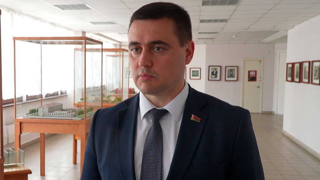 Иванец о ЦЭ: уровень подготовленности наших школьников с каждым годом растёт