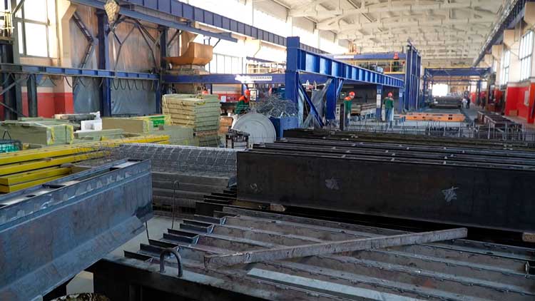 В Гомеле начали выпуск конструкций для восстановления разрушенного дома