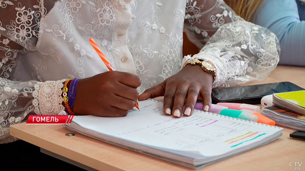 20 студентов из Экваториальной Гвинеи выиграли гранты от Президента на обучение в Беларуси-6