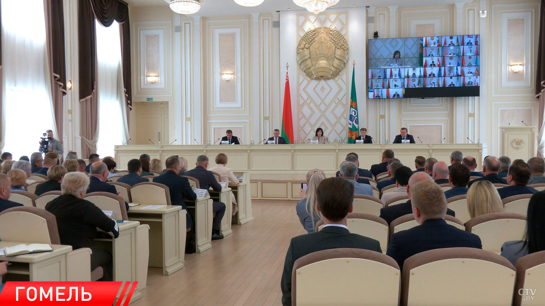 Наталья Кочанова встретилась с трудовым коллективом предприятия «Кристалл» в Гомеле-2