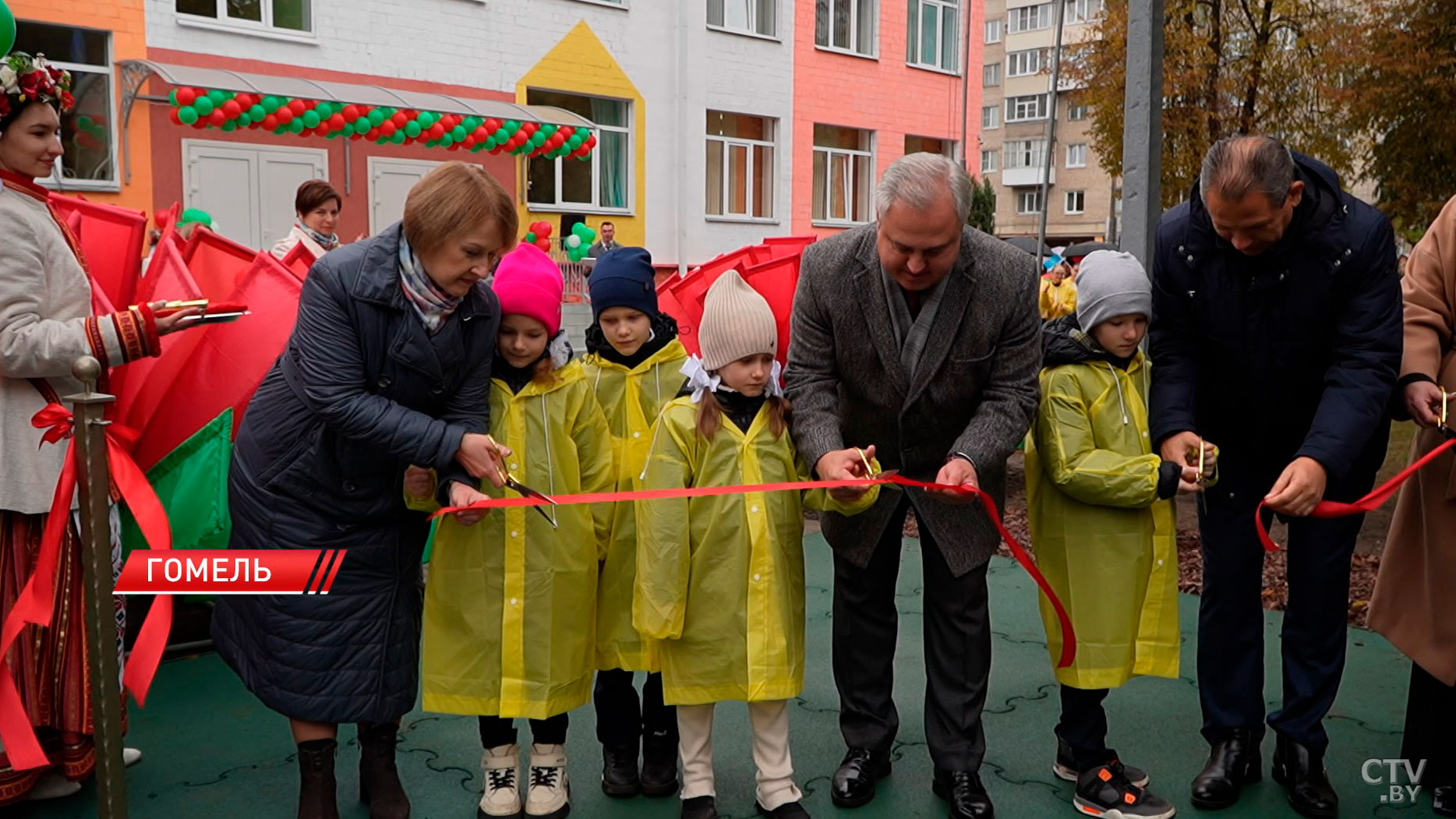 Инклюзивную площадку и контактный зоопарк открыли в коррекционном центре Гомеля-2