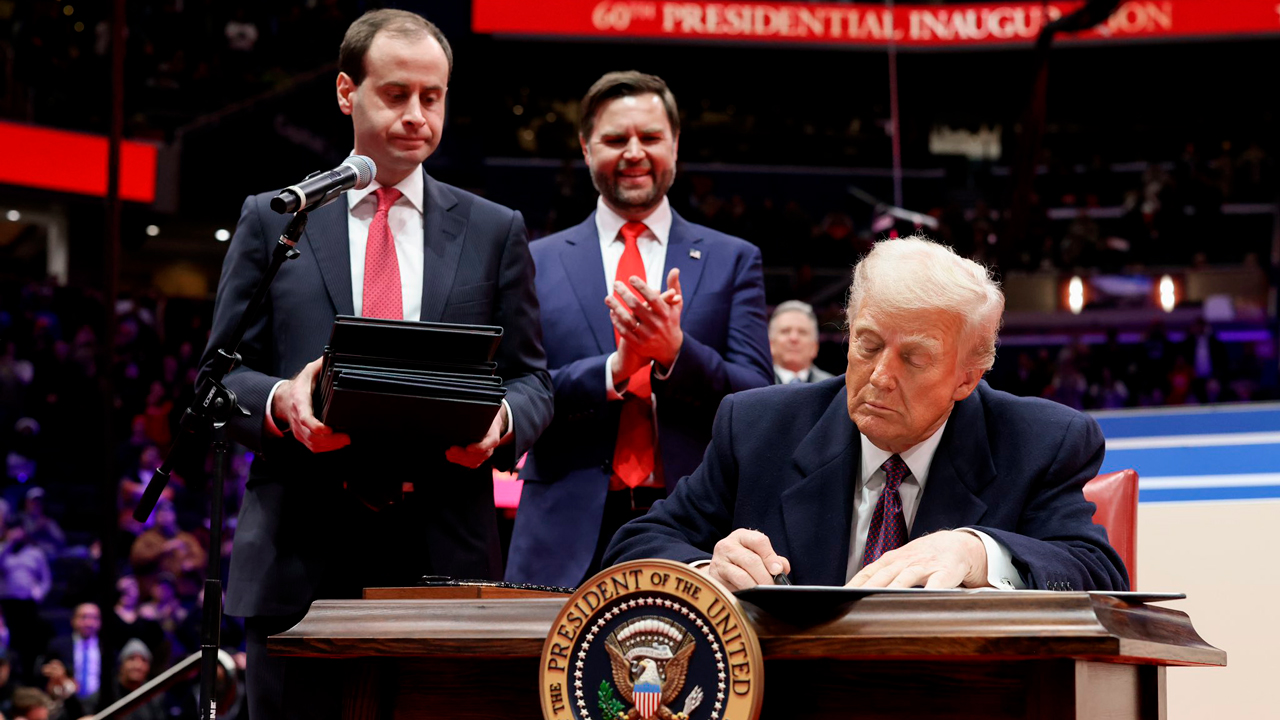 Bloomberg: Трамп изменил позицию в отношении санкций против РФ