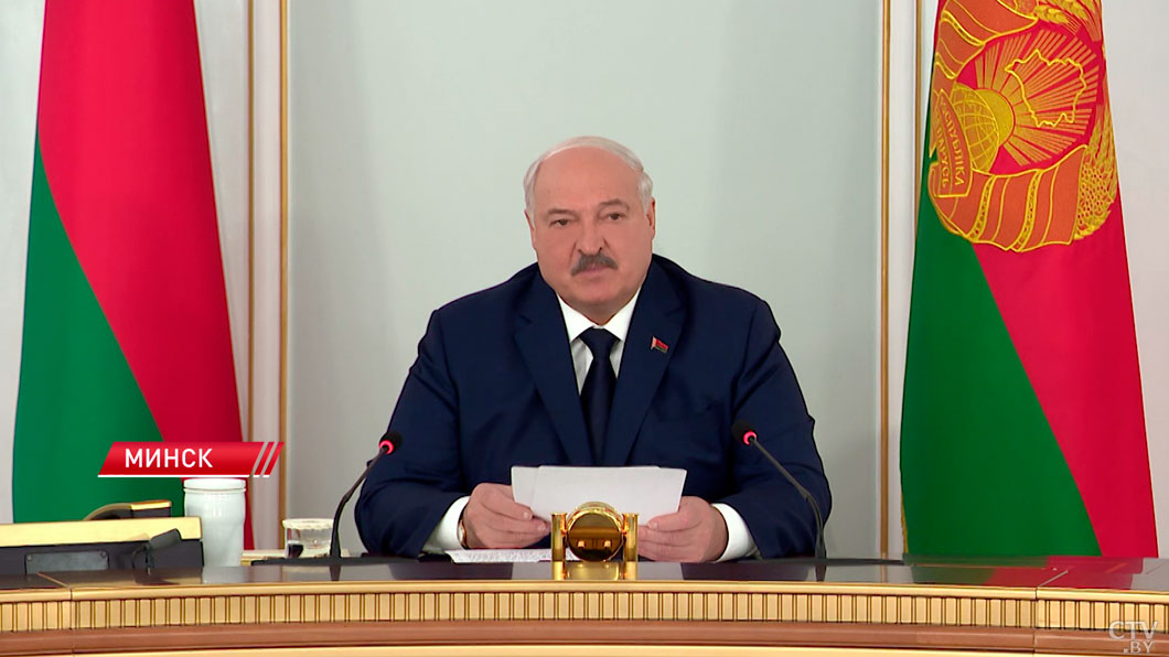 Лукашенко – губернаторам: упаси вас господь, мне доложат, что вы не обработали картофель!-6 Лукашенко – губернаторам: упаси вас господь, мне доложат, что вы не обработали картофель!-6