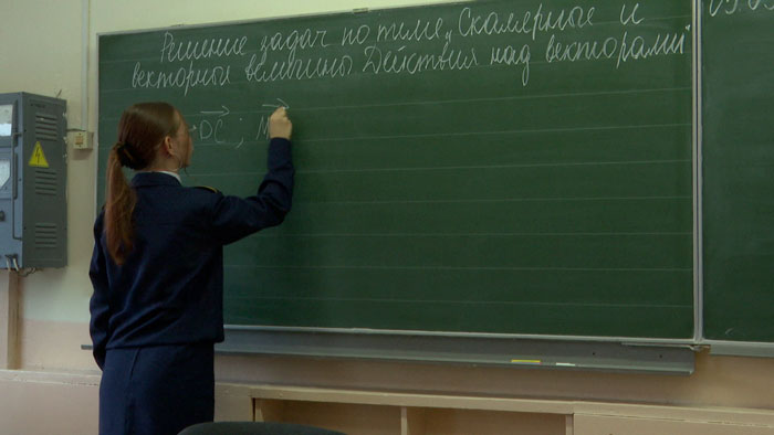 В семи школах и гимназиях Минской области функционируют классы авиационной направленности