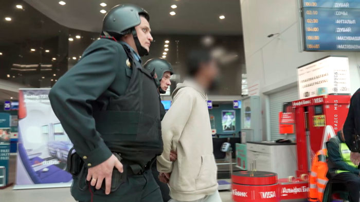 Из Беларуси в Шри-Ланку депортировали преступника, находящегося в международном розыске