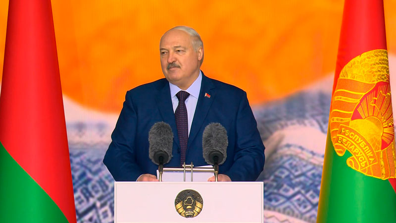 Лукашенко – белорусам: «Вы моя гордость, и я счастлив, что родился и вырос на этой земле»