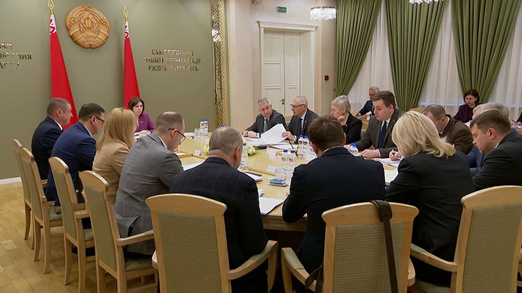 Изменения закона о товарных биржах рассмотрели на экспертном совете при Совете Республики