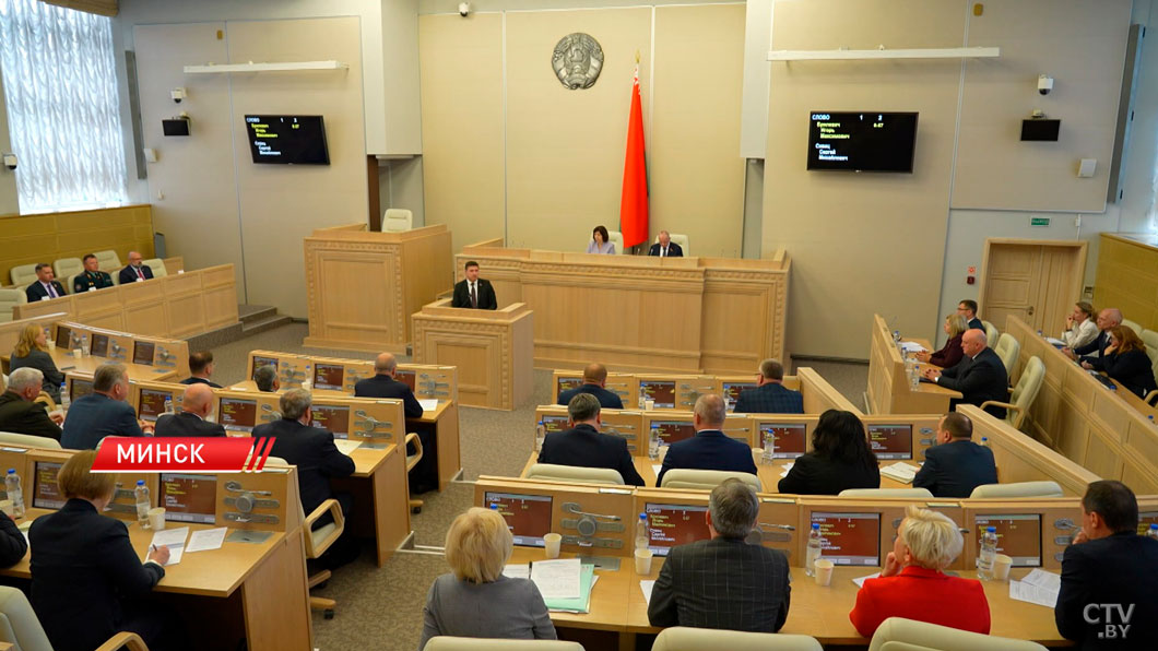 Введение запрета на займы в иностранной валюте одобрили в Совете Республики-2