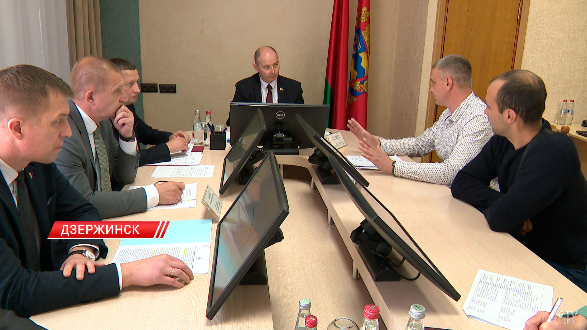Алексей Кушнаренко провёл личный приём граждан в Дзержинске-2