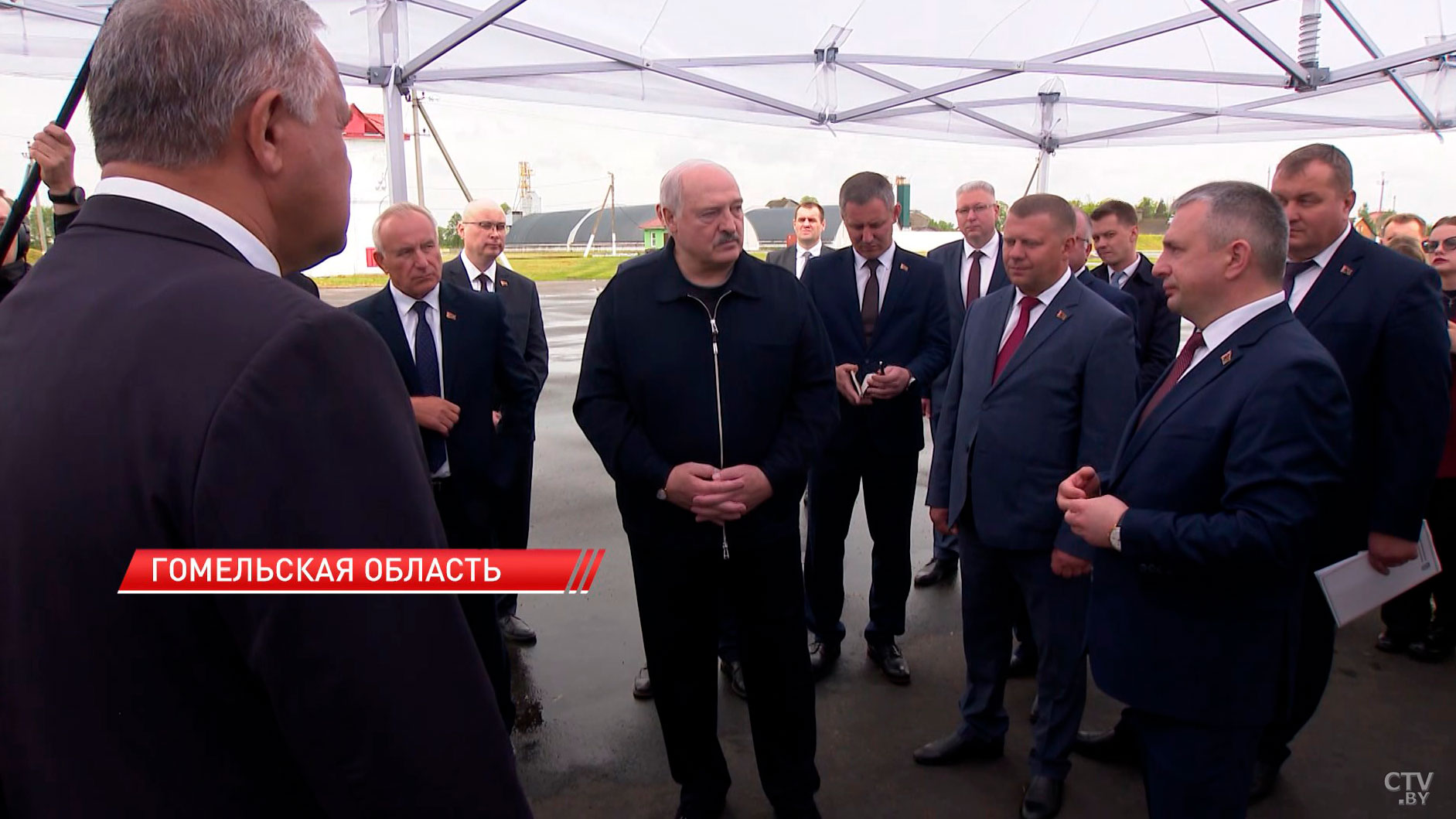 «Договор нарушил – до свидания». Лукашенко вернулся к теме трудовых мигрантов-4