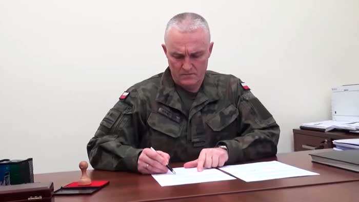 Польские власти планируют увеличить численность армии