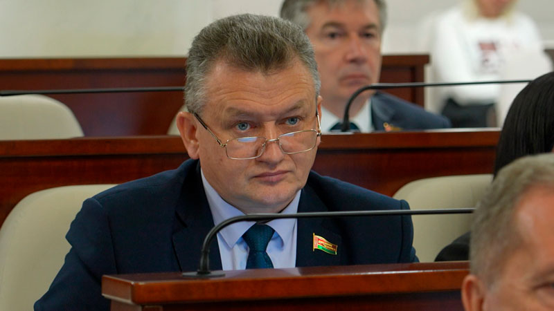 Депутаты подключились к доработке проекта программы соцэкономразвития Беларуси