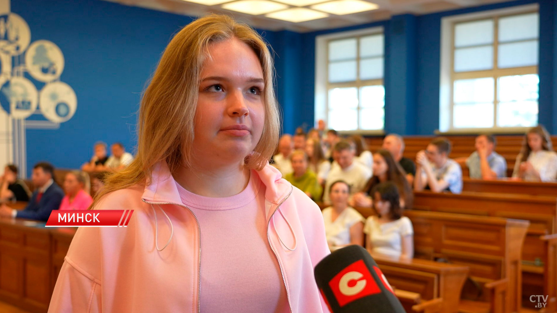 В вузах Беларуси идёт зачисление на бюджет: баллы, топ-специальности и эмоции абитуриентов-4