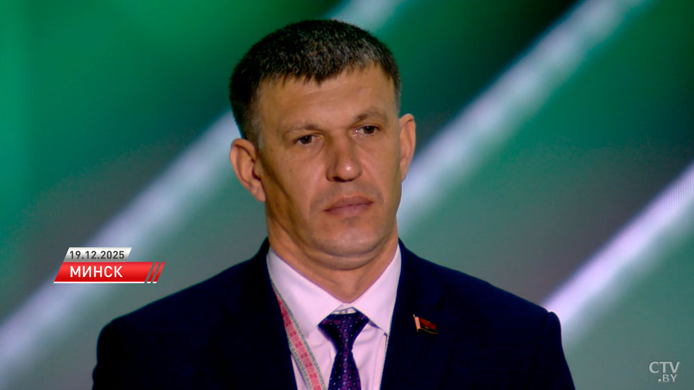 Главное – люди. Президент пообщался с передовиками уборочной в Минском районе – подробности встречи-6