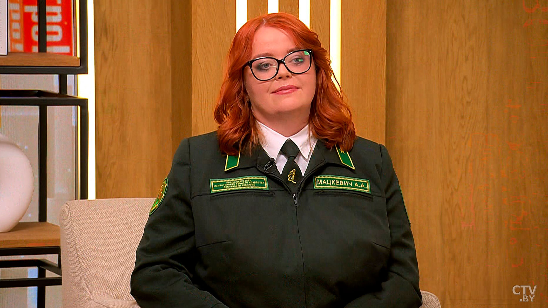 Вода или песок? Как сохранить свежесть новогодней ели-2