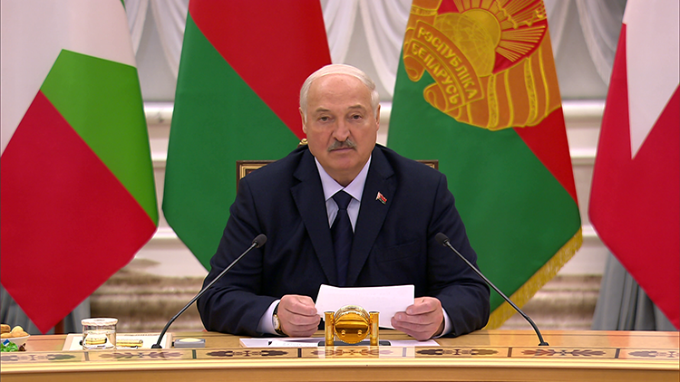 Лукашенко: меморандумы прошедшего форума призваны стать локомотивом связей Беларуси и Мьянмы