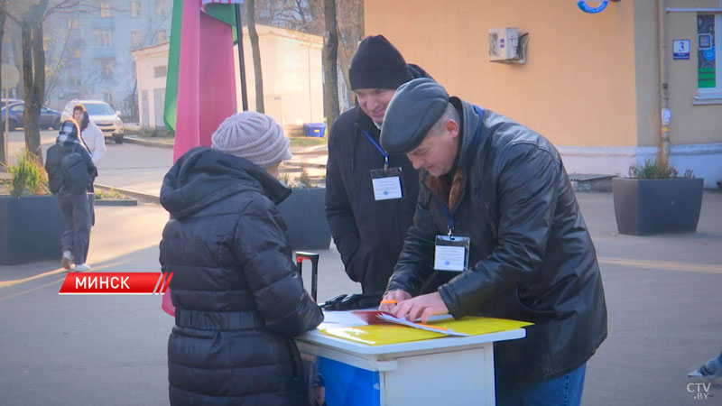 Пикет в поддержку потенциальных кандидатов прошёл возле станции метро «Тракторный завод»-2