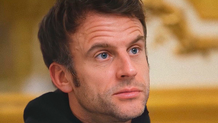 Макрон призвал готовиться к возобновлению диалога с РФ