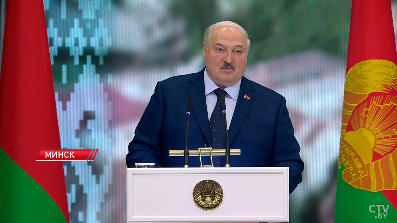 «Открытый микрофон с Президентом». О чём Первый говорил со студентами БГУИР?-10