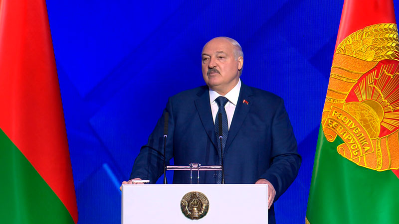Лукашенко: в Европе война идёт, а чем занимается ОБСЕ? Лукашенко: в Европе война идёт, а чем занимается ОБСЕ?