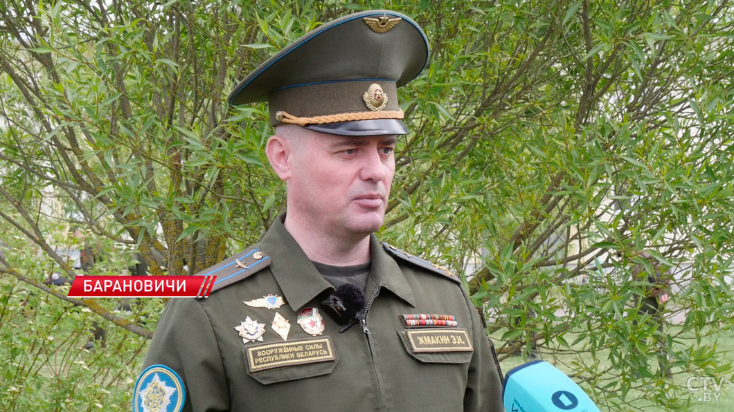 В Барановичах почтили память Героев Беларуси Ничипорчика и Куконенко-4 В Барановичах почтили память Героев Беларуси Ничипорчика и Куконенко-4