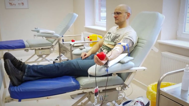 В медучреждениях Литвы сложилась критическая ситуация с запасами второй группы крови