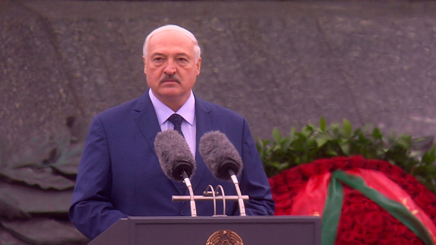 Лукашенко обратился к белорусам 9 Мая. Главное из речи Президента