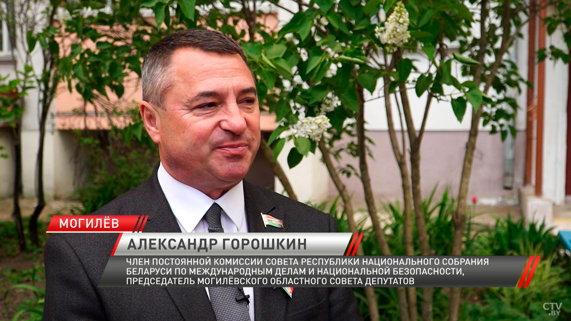 Мини-парады в преддверии Великой Победы проходят для ветеранов по всей Беларуси-8