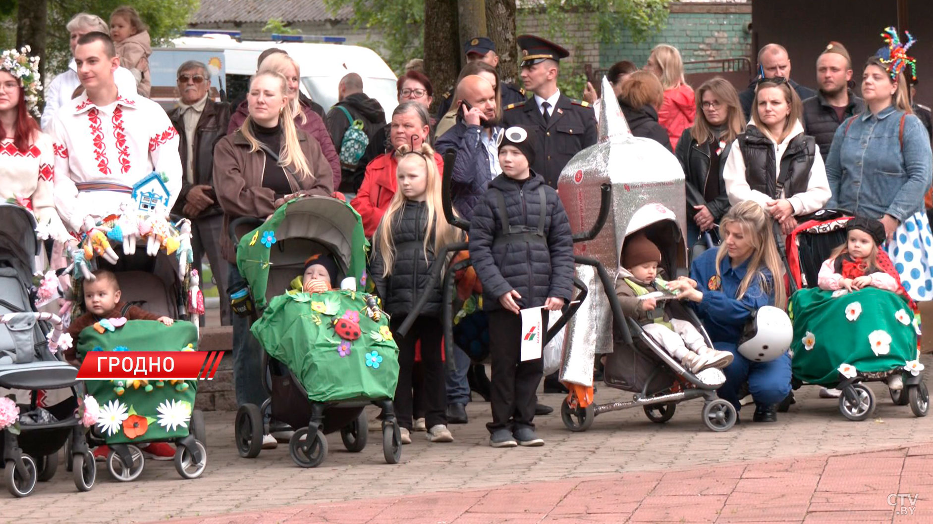 Парад детских колясок прошёл в Гродно-2