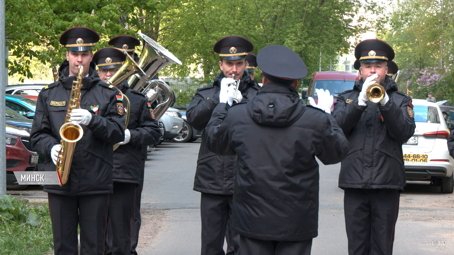 В Минске для ветеранов Великой Отечественной провели персональные парады Победы-2