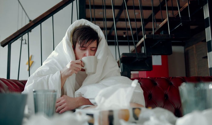 Как избавиться от постоянного насморка зимой – рассказал врач