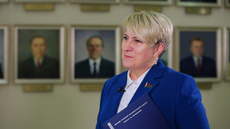 Как проходил ЦЭ-2025 и насколько популярны рабочие специальности у выпускников? Разговор с Мариной Ильиной