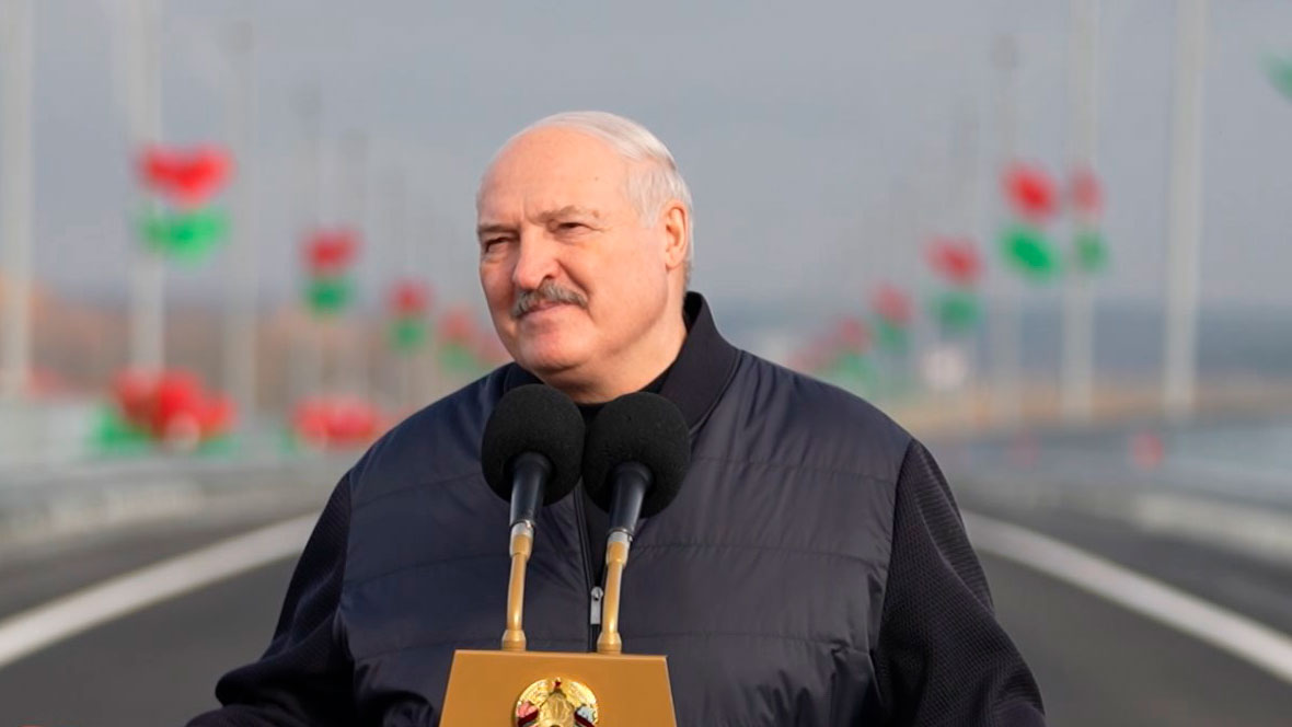 «Умрите, но людям зарплату заплатите!» – Президент предупредил начальников